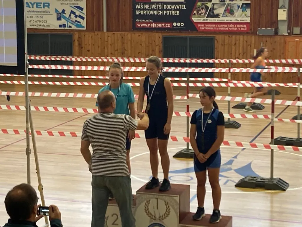 Halový triatlon v Lounech